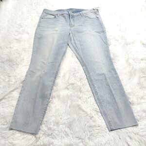 Old Navy 16 Mid Rise Rockstar Super Skinny Jeans Fray